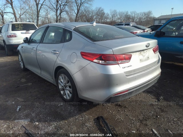 Photo 2 VIN: 5XXGT4L38JG261167 - KIA OPTIMA 