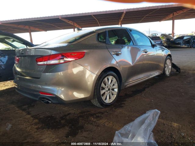 Photo 3 VIN: 5XXGT4L38JG261895 - KIA OPTIMA 