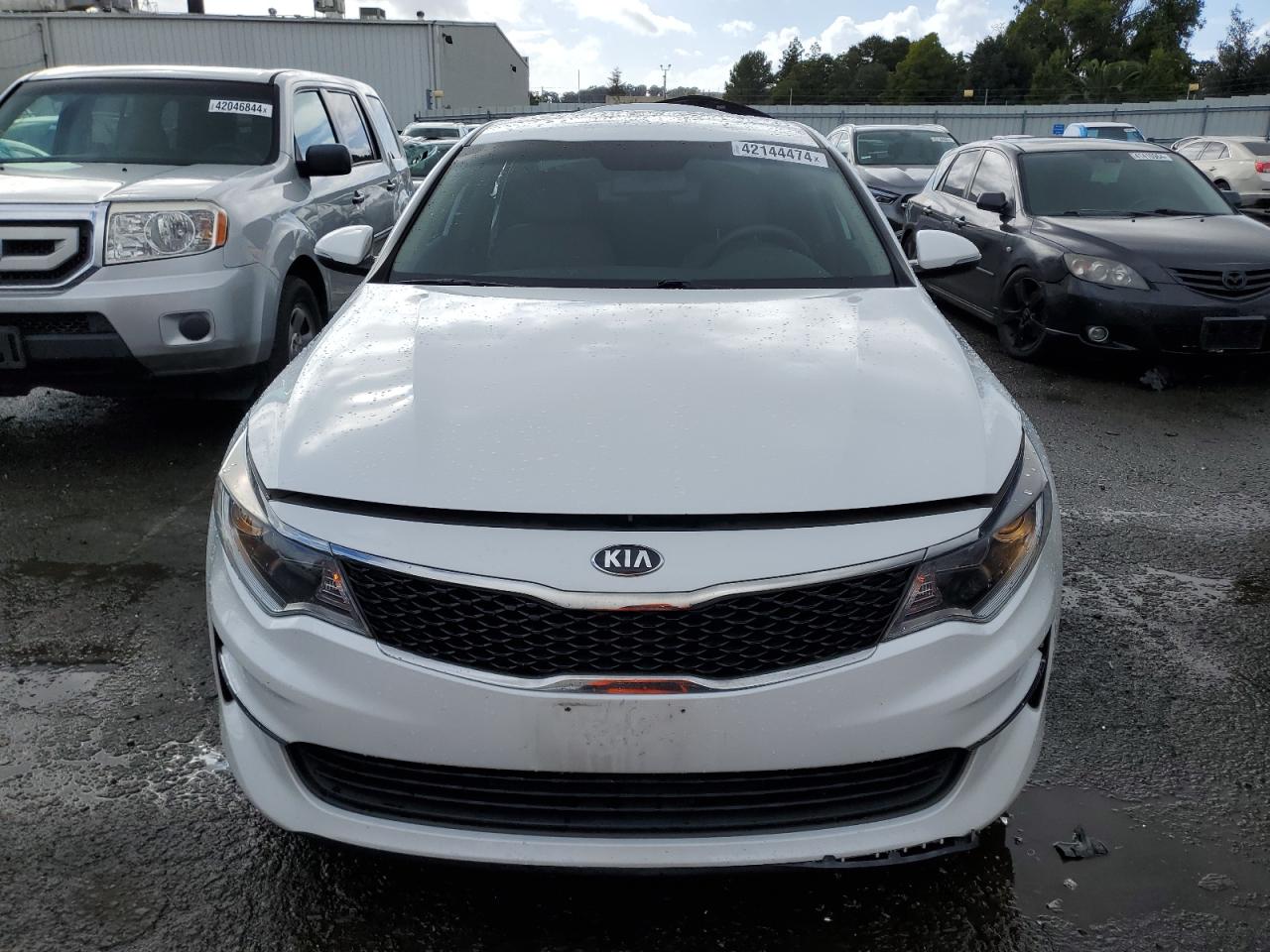 Photo 4 VIN: 5XXGT4L38JG263551 - KIA OPTIMA 