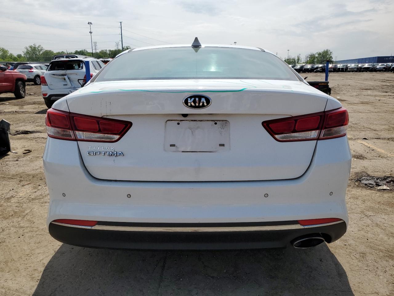 Photo 5 VIN: 5XXGT4L38JG265686 - KIA OPTIMA 