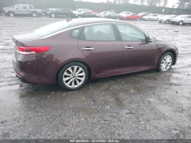 Photo 3 VIN: 5XXGT4L38JG271522 - KIA OPTIMA 