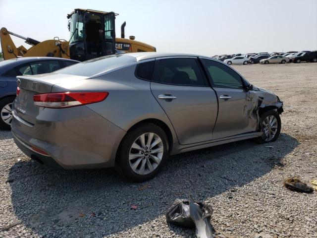 Photo 2 VIN: 5XXGT4L38JG271729 - KIA OPTIMA LX 