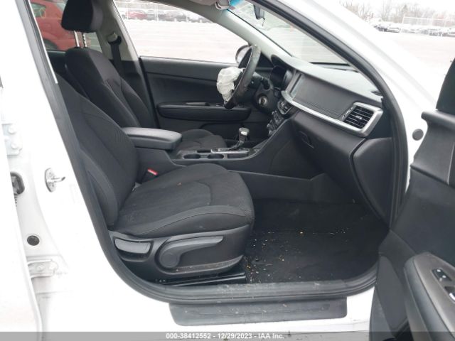 Photo 4 VIN: 5XXGT4L38KG341621 - KIA OPTIMA 