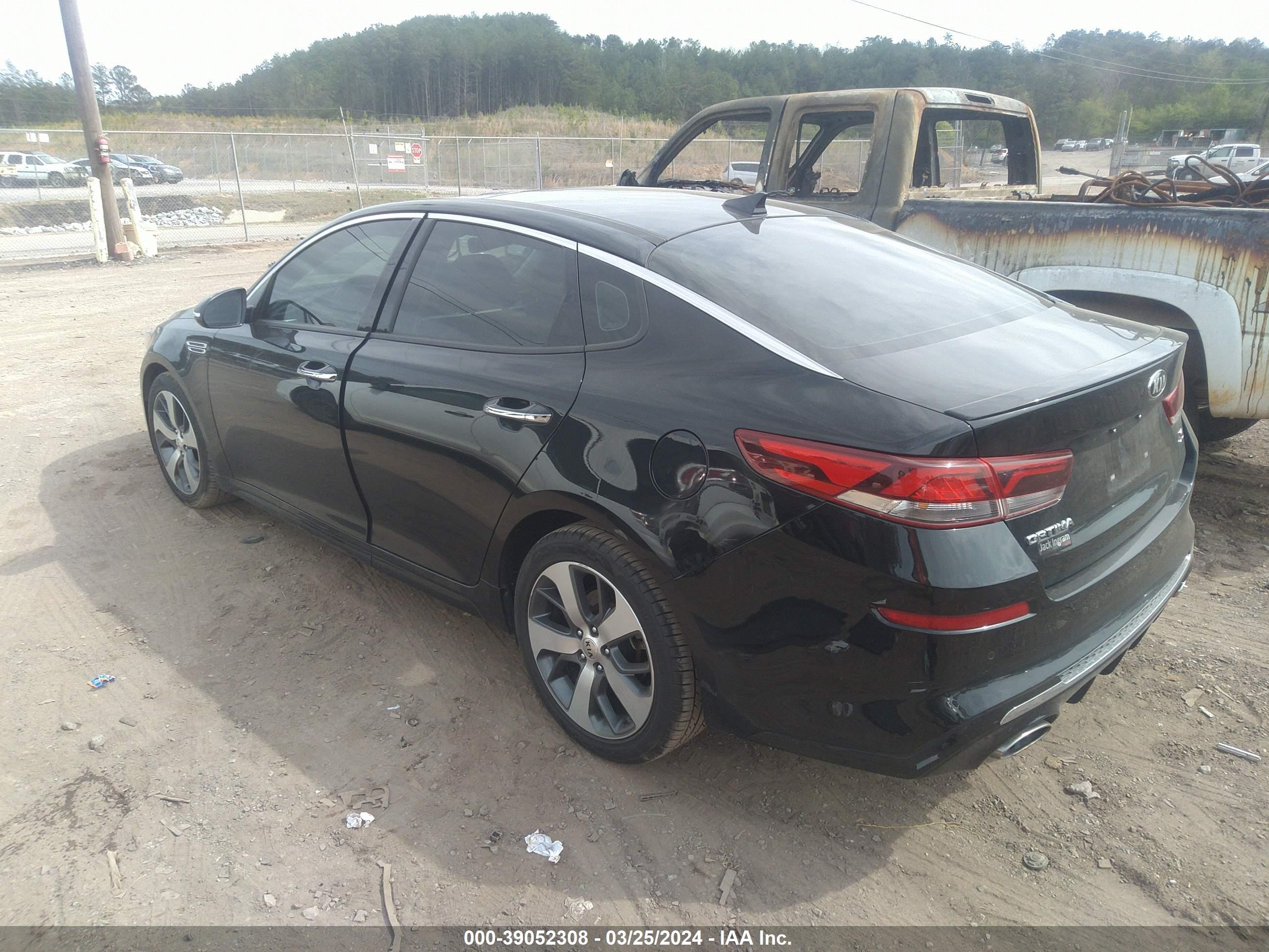 Photo 2 VIN: 5XXGT4L38KG363053 - KIA OPTIMA 