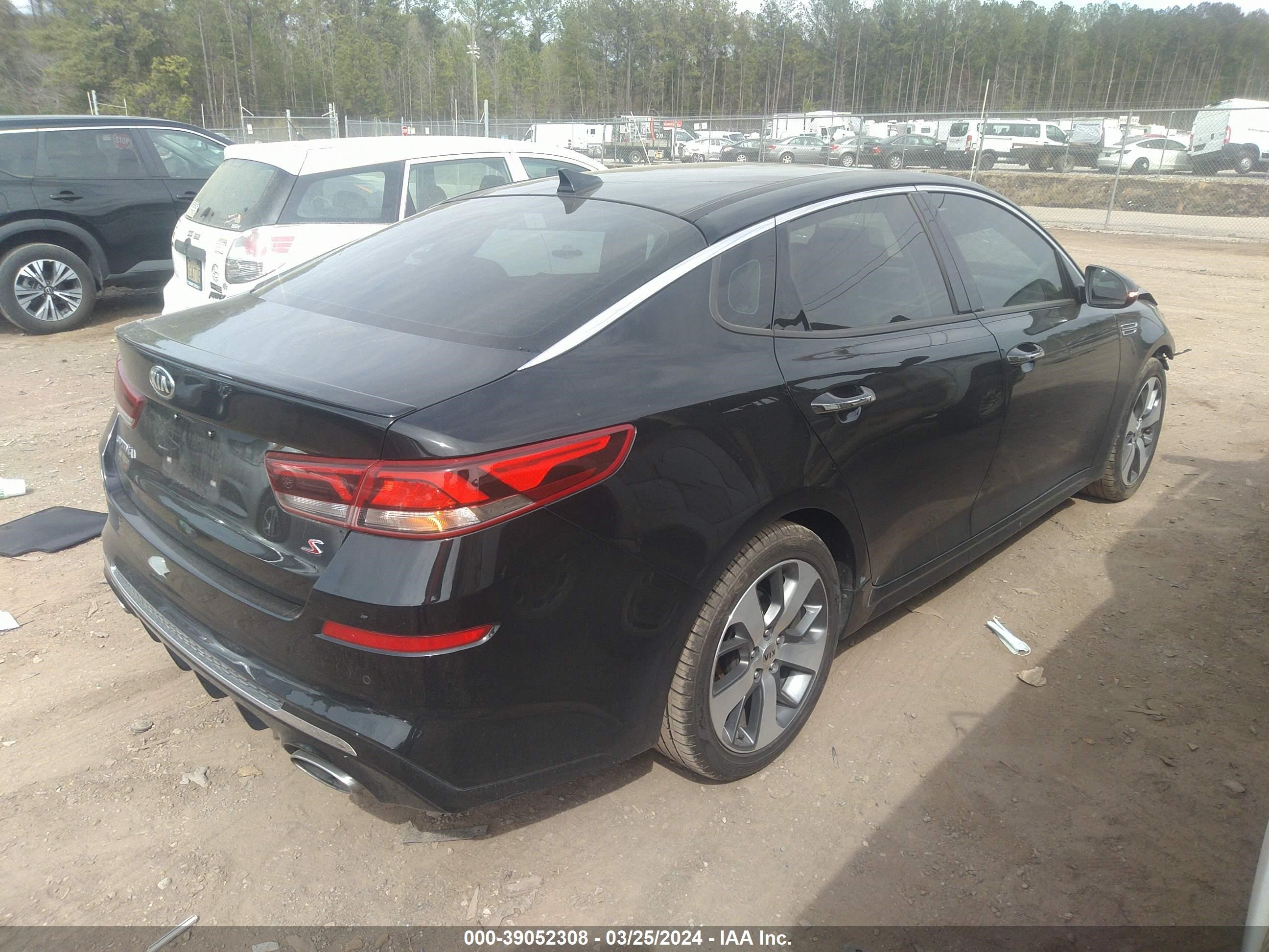 Photo 3 VIN: 5XXGT4L38KG363053 - KIA OPTIMA 