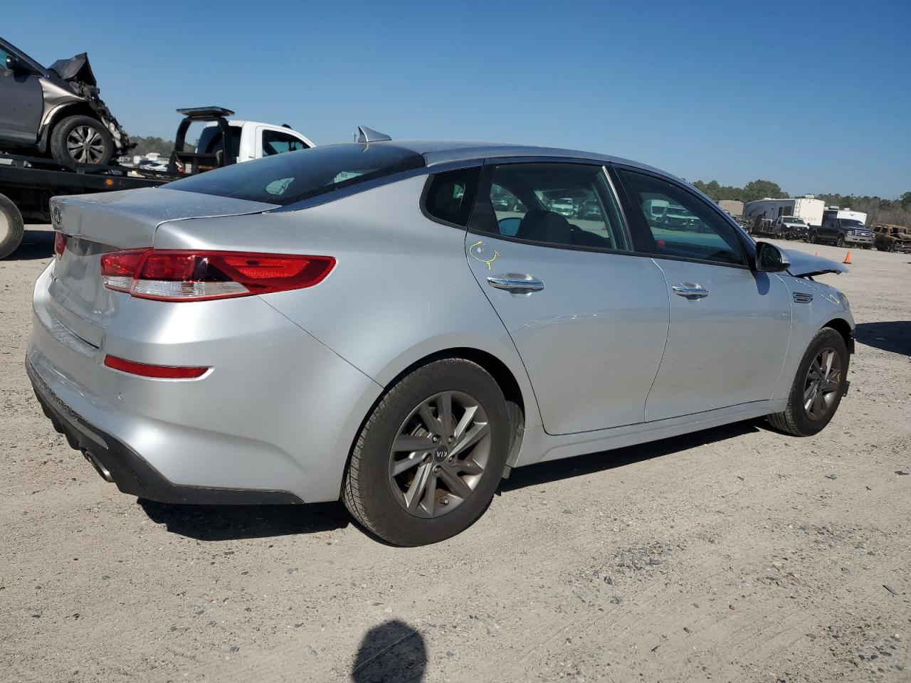 Photo 2 VIN: 5XXGT4L38LG384356 - KIA OPTIMA 