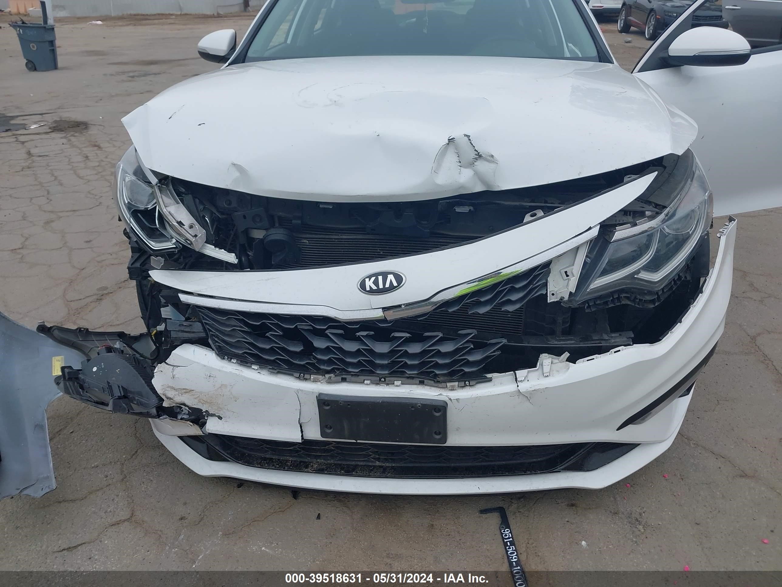 Photo 11 VIN: 5XXGT4L38LG397284 - KIA OPTIMA 