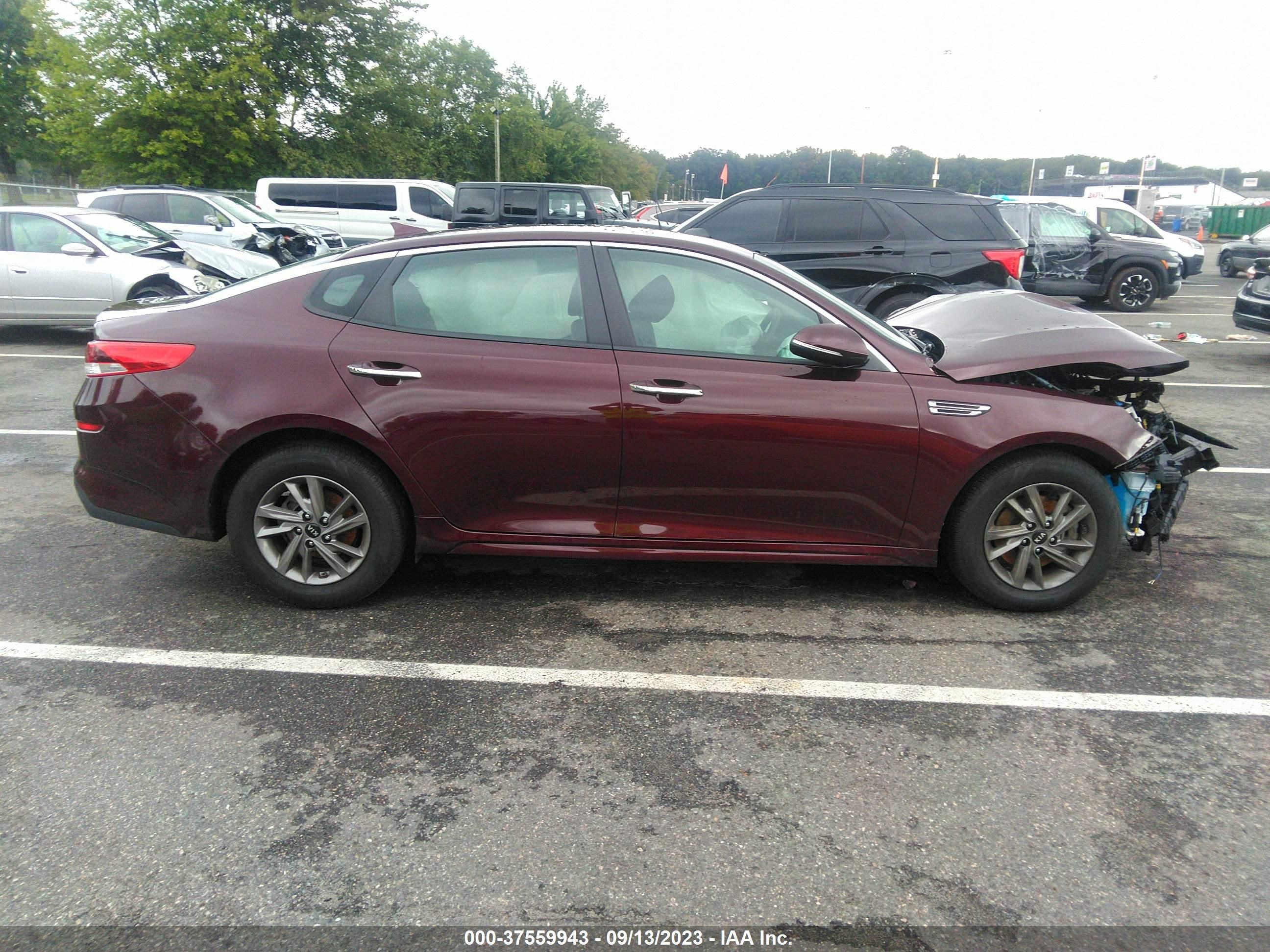 Photo 12 VIN: 5XXGT4L38LG411894 - KIA OPTIMA 