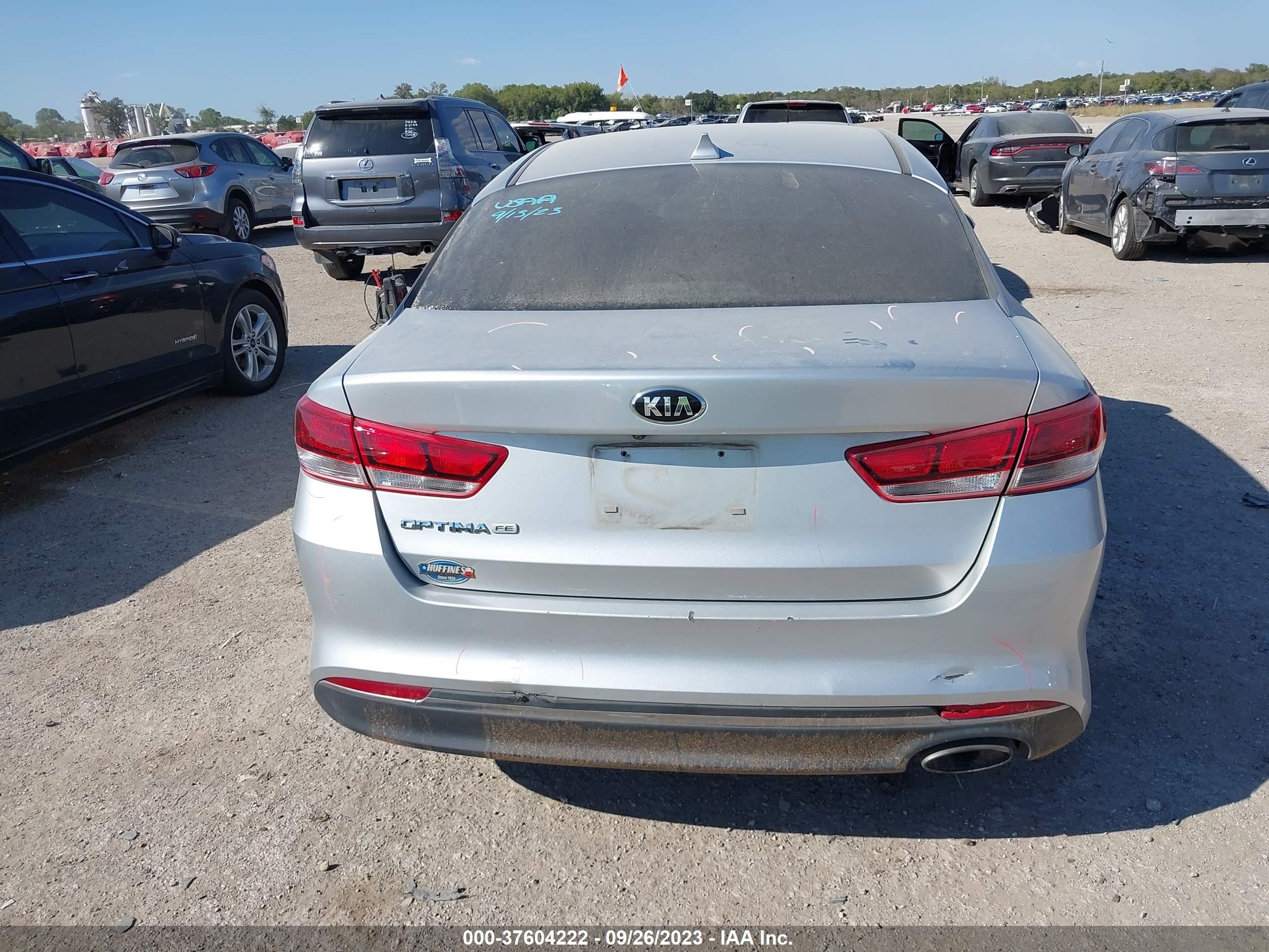 Photo 15 VIN: 5XXGT4L39GG107141 - KIA OPTIMA 