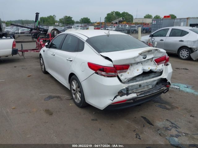 Photo 2 VIN: 5XXGT4L39HG129545 - KIA OPTIMA 