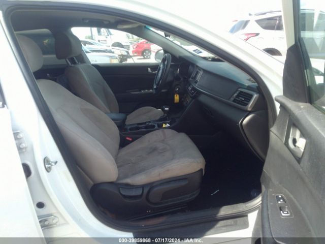 Photo 4 VIN: 5XXGT4L39HG129643 - KIA OPTIMA 