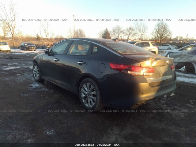 Photo 2 VIN: 5XXGT4L39HG141582 - KIA OPTIMA 