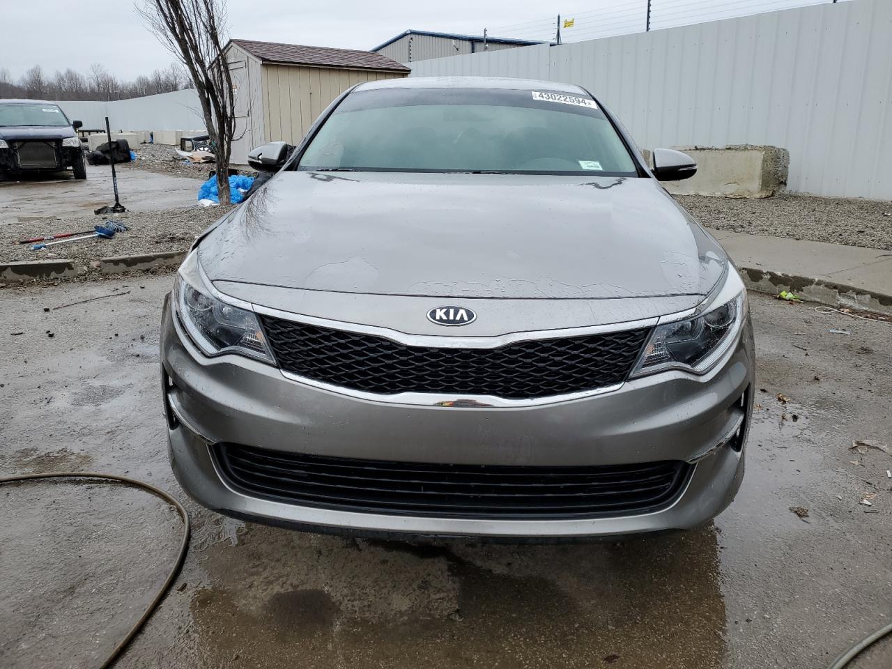 Photo 4 VIN: 5XXGT4L39HG149357 - KIA OPTIMA 