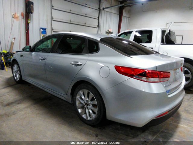 Photo 2 VIN: 5XXGT4L39HG155272 - KIA OPTIMA 