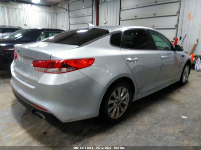 Photo 3 VIN: 5XXGT4L39HG155272 - KIA OPTIMA 