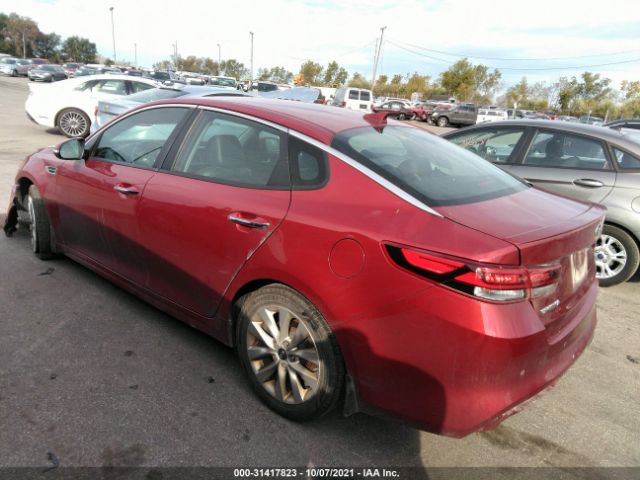 Photo 2 VIN: 5XXGT4L39JG193879 - KIA OPTIMA 