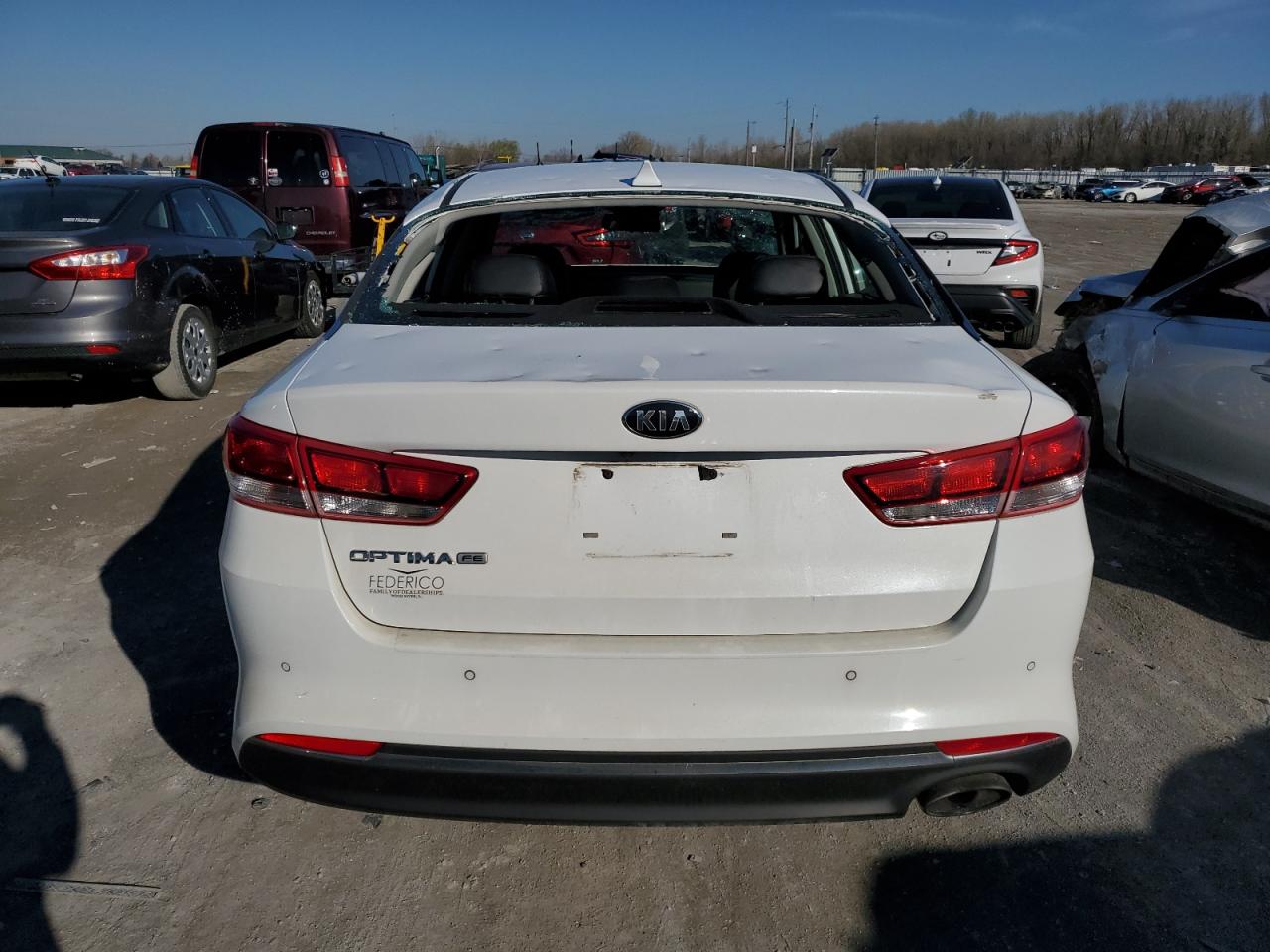 Photo 5 VIN: 5XXGT4L39JG219400 - KIA OPTIMA 