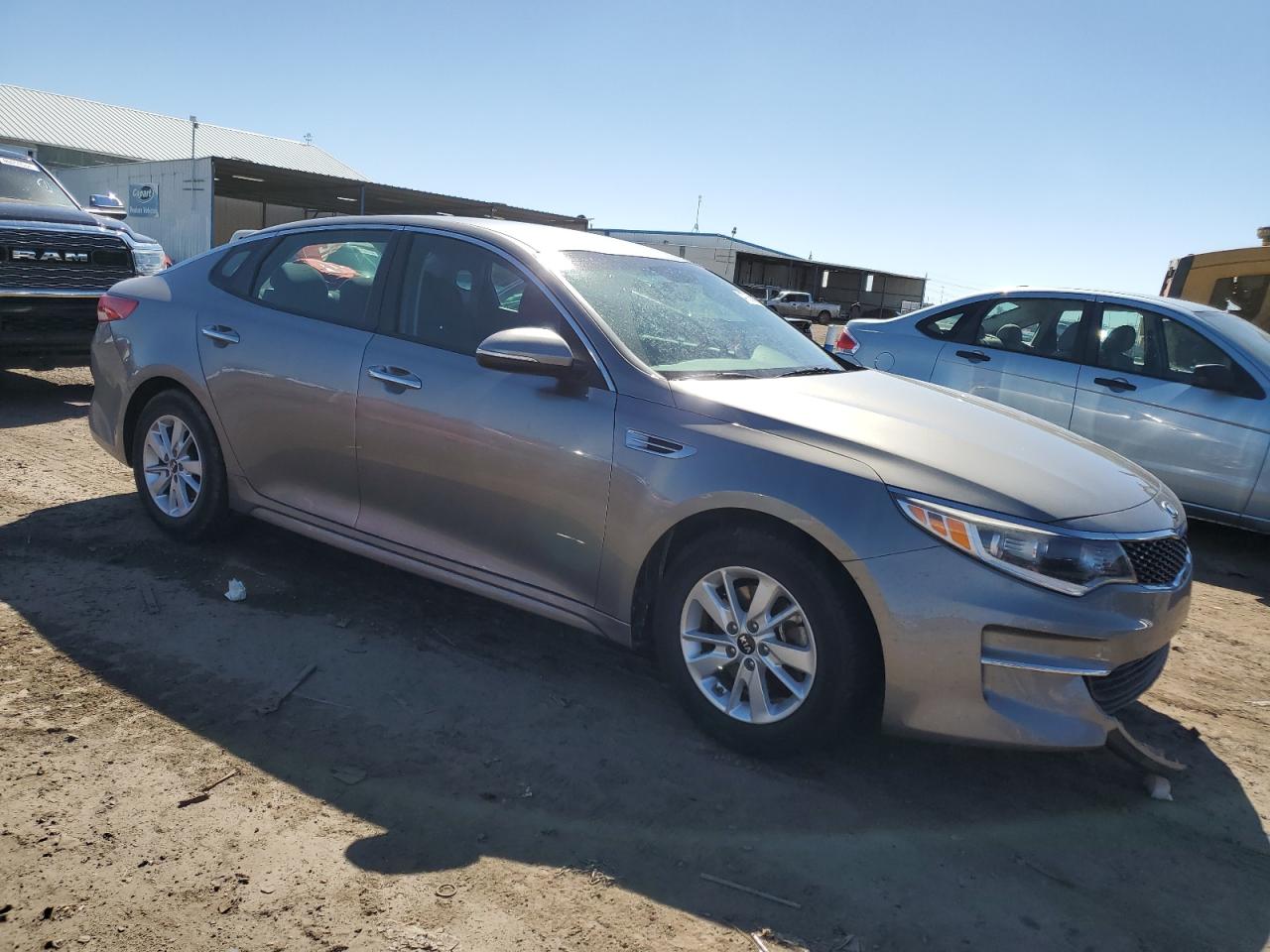 Photo 3 VIN: 5XXGT4L39JG229179 - KIA OPTIMA 