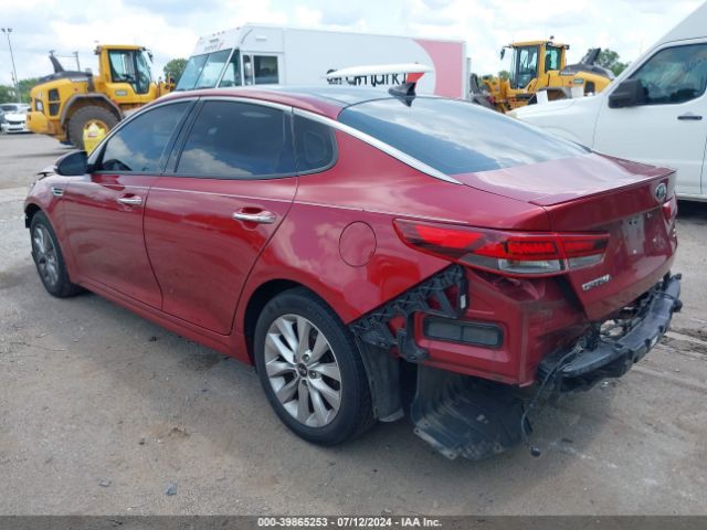 Photo 2 VIN: 5XXGT4L39JG240389 - KIA OPTIMA 