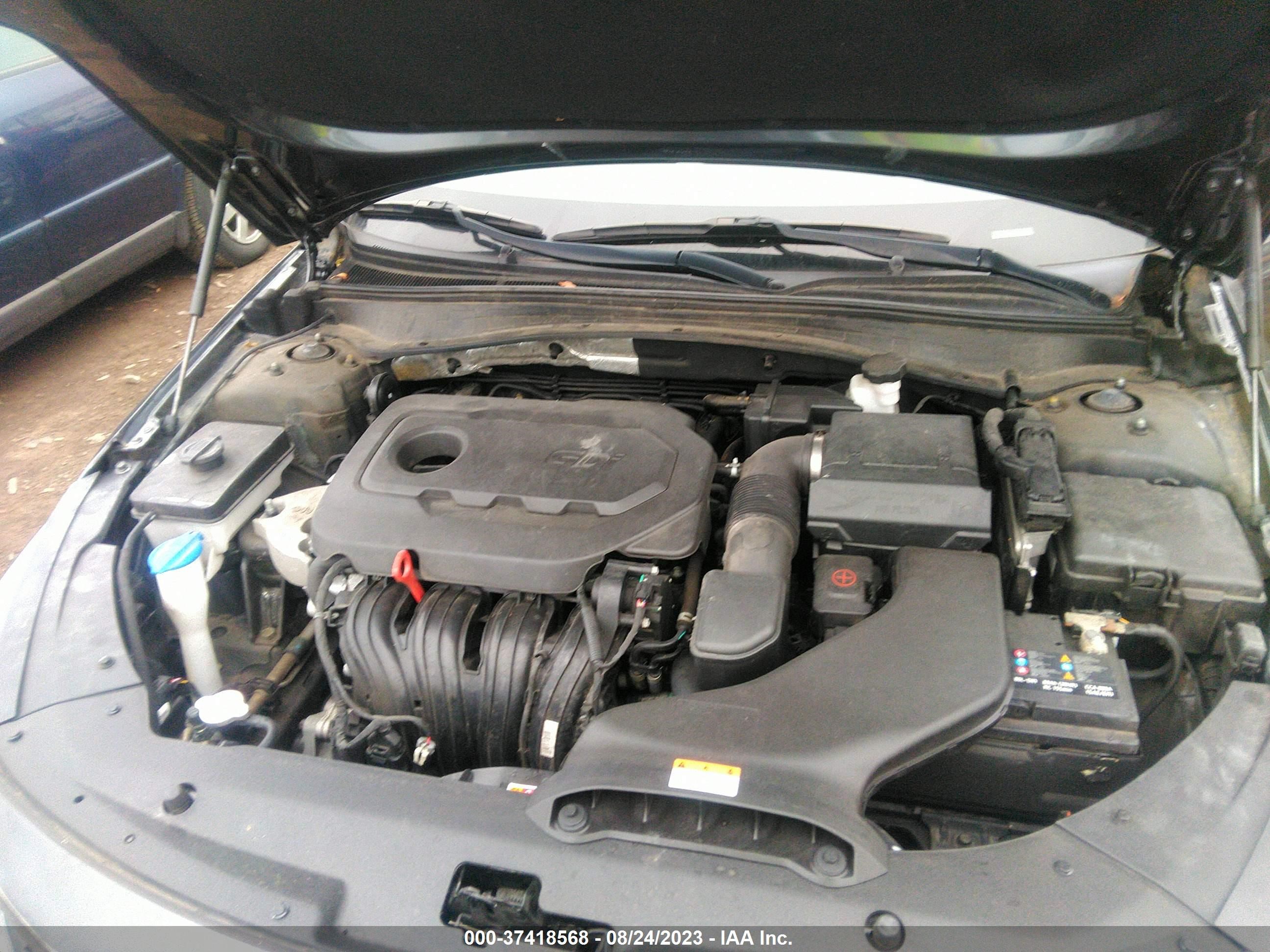 Photo 9 VIN: 5XXGT4L39JG240943 - KIA OPTIMA 