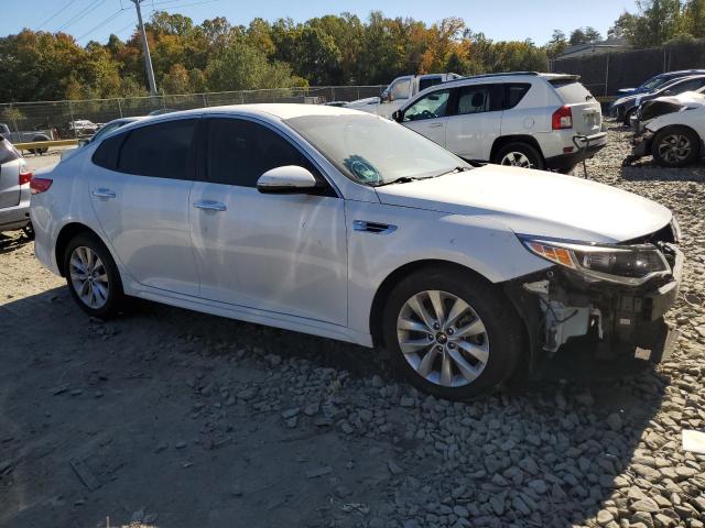 Photo 3 VIN: 5XXGT4L39JG259556 - KIA OPTIMA LX 