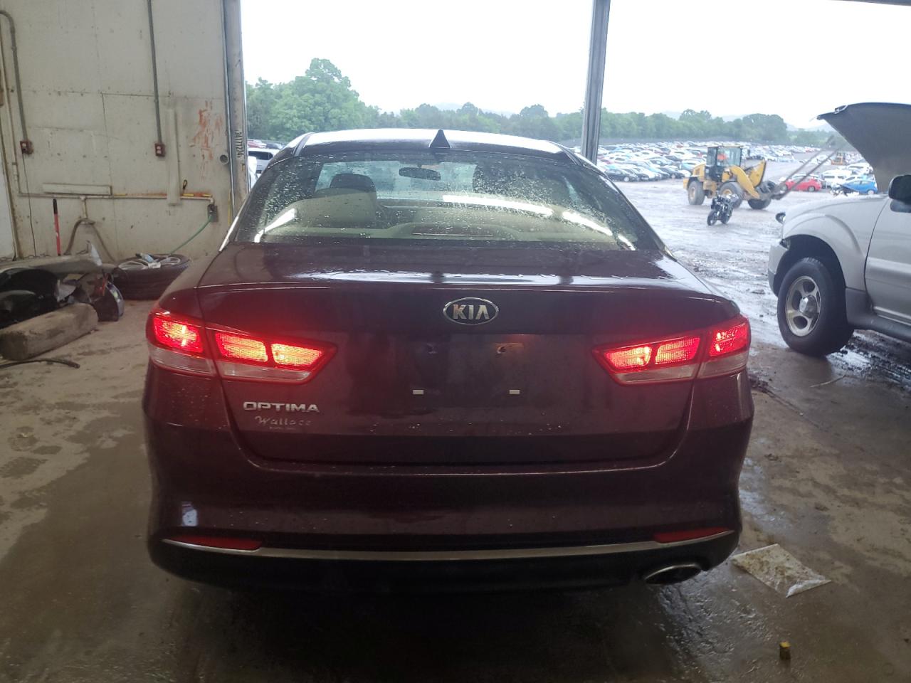 Photo 5 VIN: 5XXGT4L39JG259816 - KIA OPTIMA 