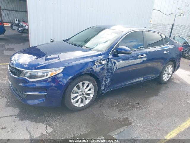 Photo 5 VIN: 5XXGT4L39JG270198 - KIA OPTIMA 