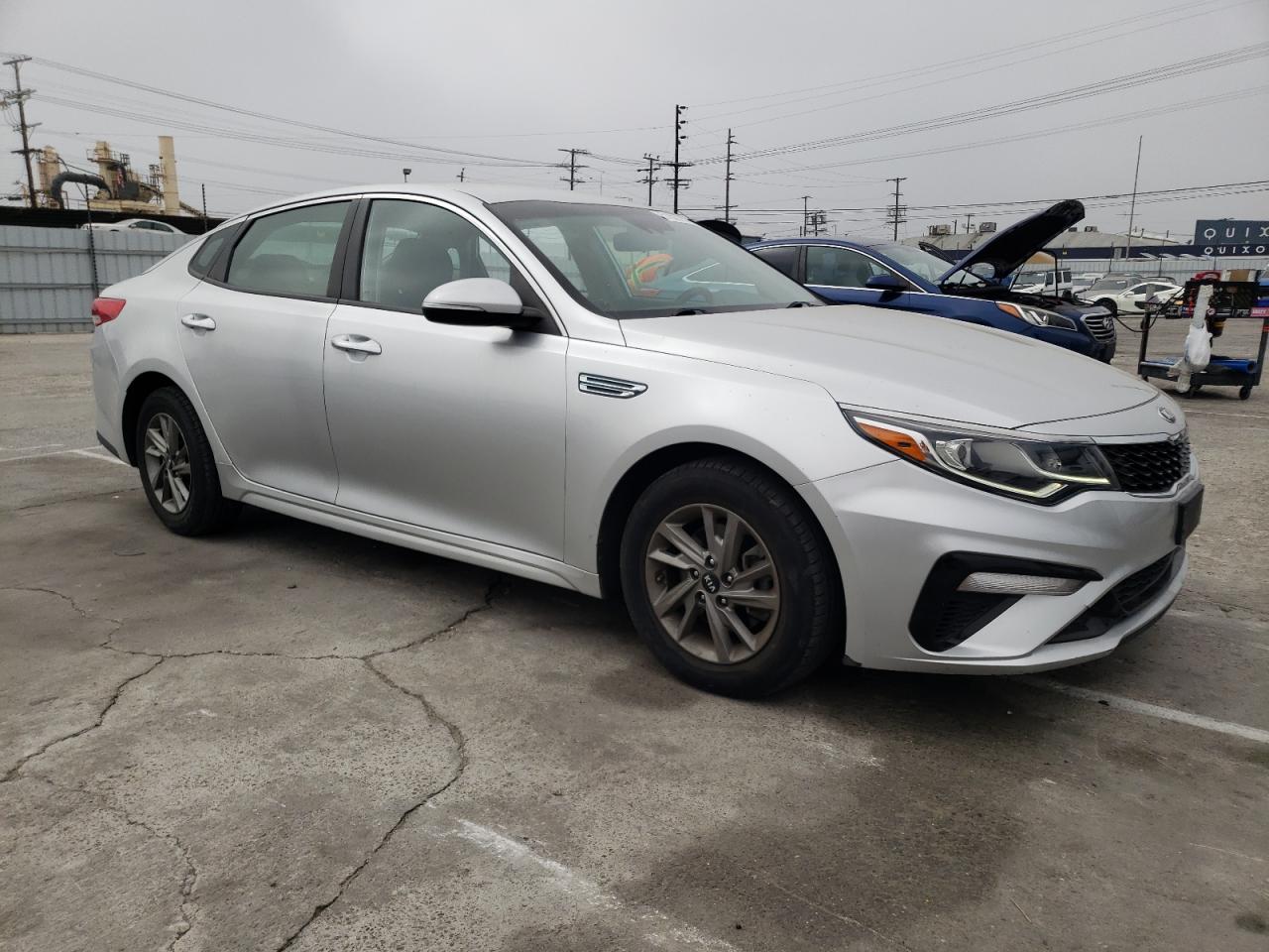 Photo 3 VIN: 5XXGT4L39KG323094 - KIA OPTIMA 