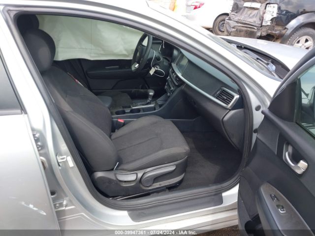 Photo 4 VIN: 5XXGT4L39KG324021 - KIA OPTIMA 