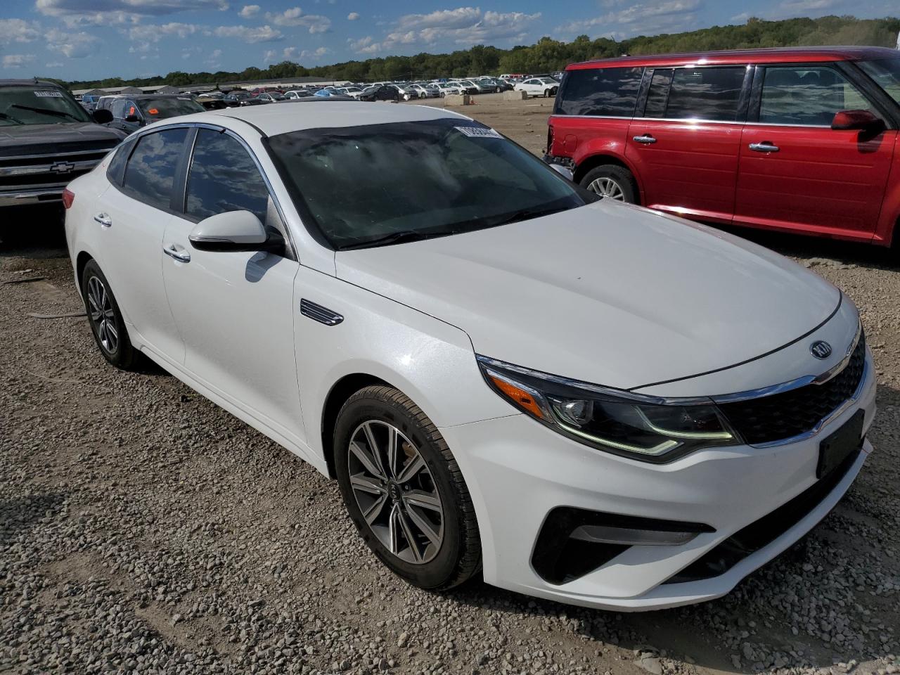 Photo 3 VIN: 5XXGT4L39KG369816 - KIA OPTIMA 