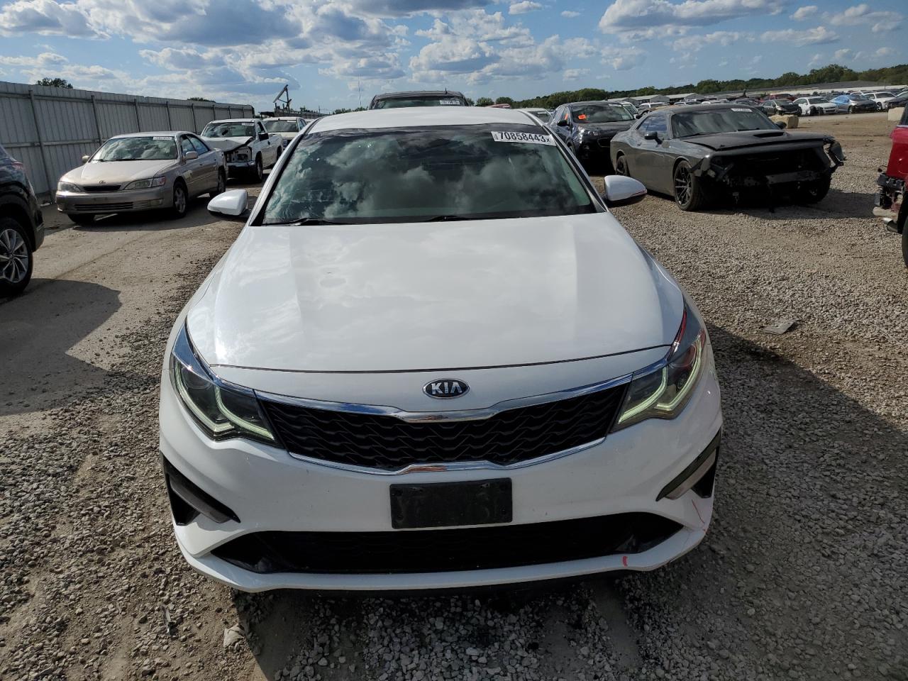 Photo 4 VIN: 5XXGT4L39KG369816 - KIA OPTIMA 