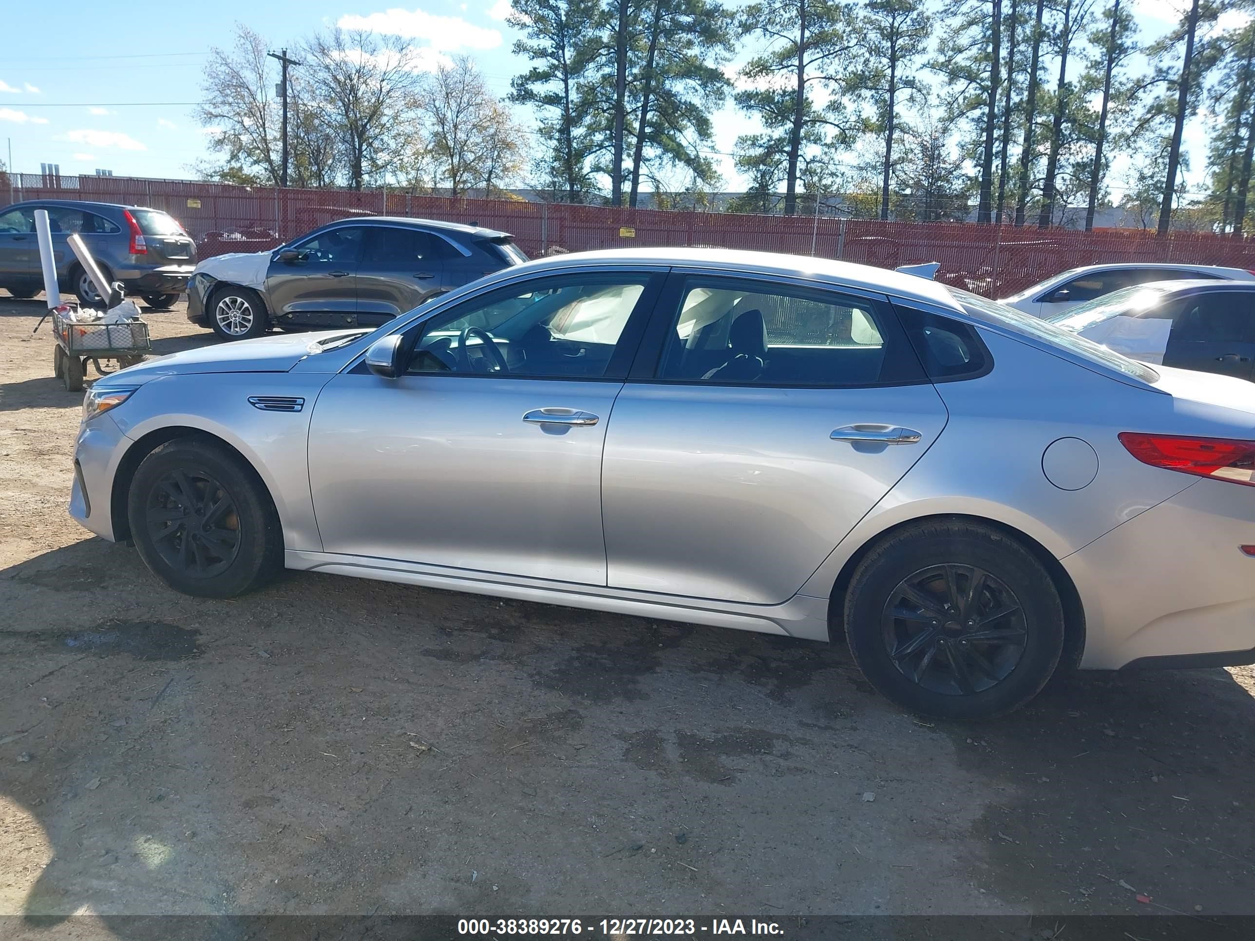 Photo 13 VIN: 5XXGT4L39LG388528 - KIA OPTIMA 