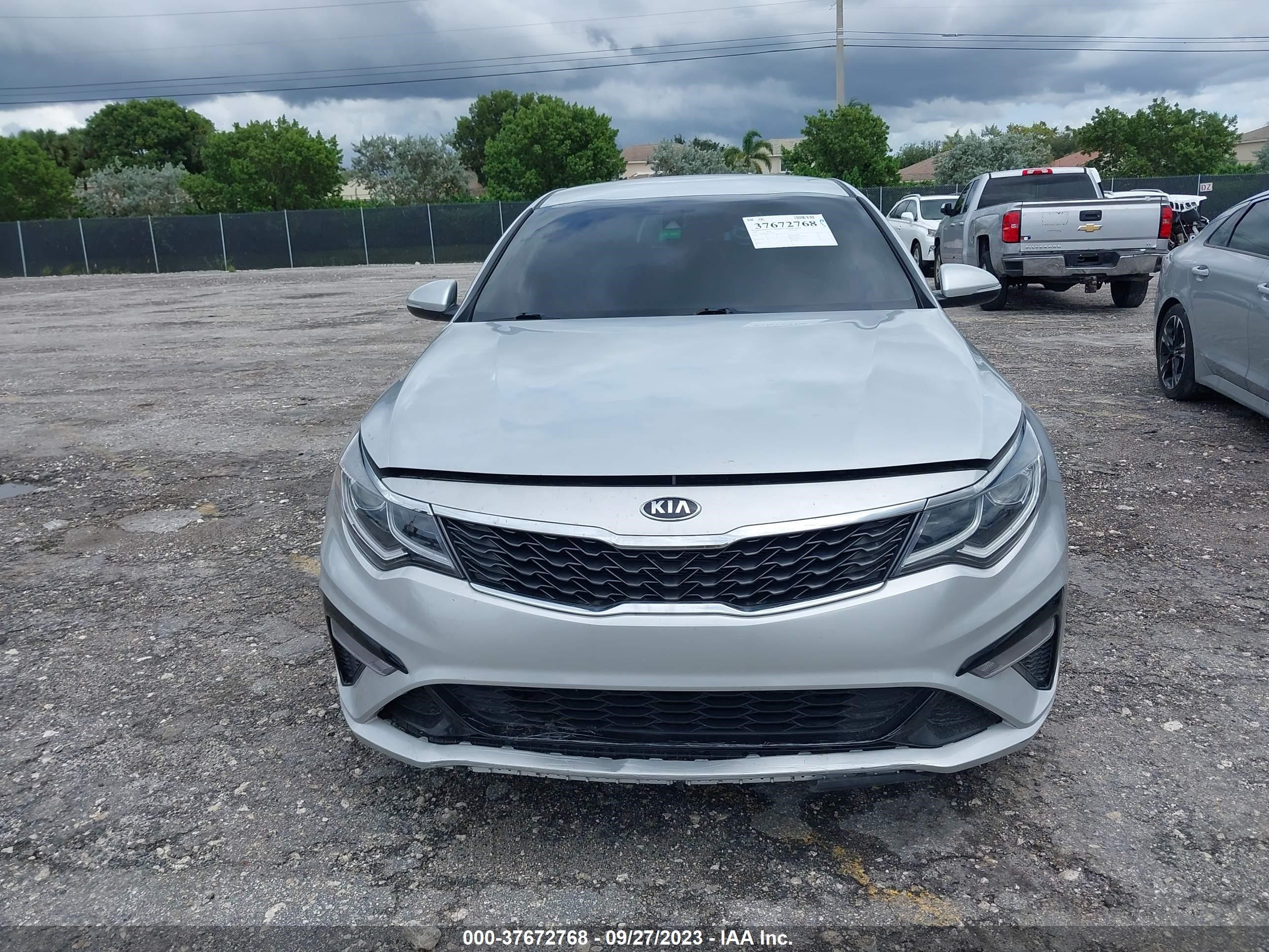 Photo 11 VIN: 5XXGT4L39LG407451 - KIA OPTIMA 