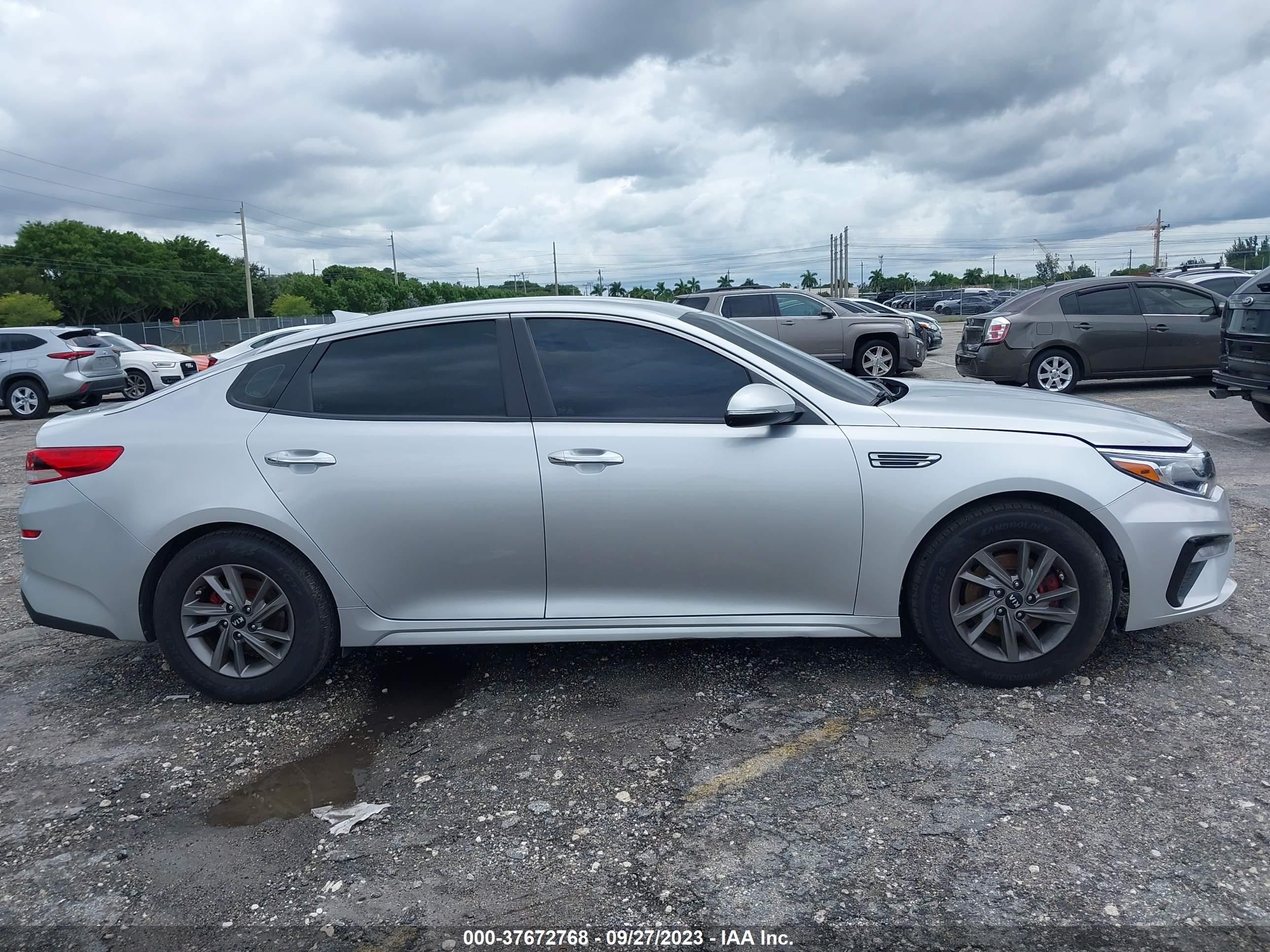 Photo 12 VIN: 5XXGT4L39LG407451 - KIA OPTIMA 