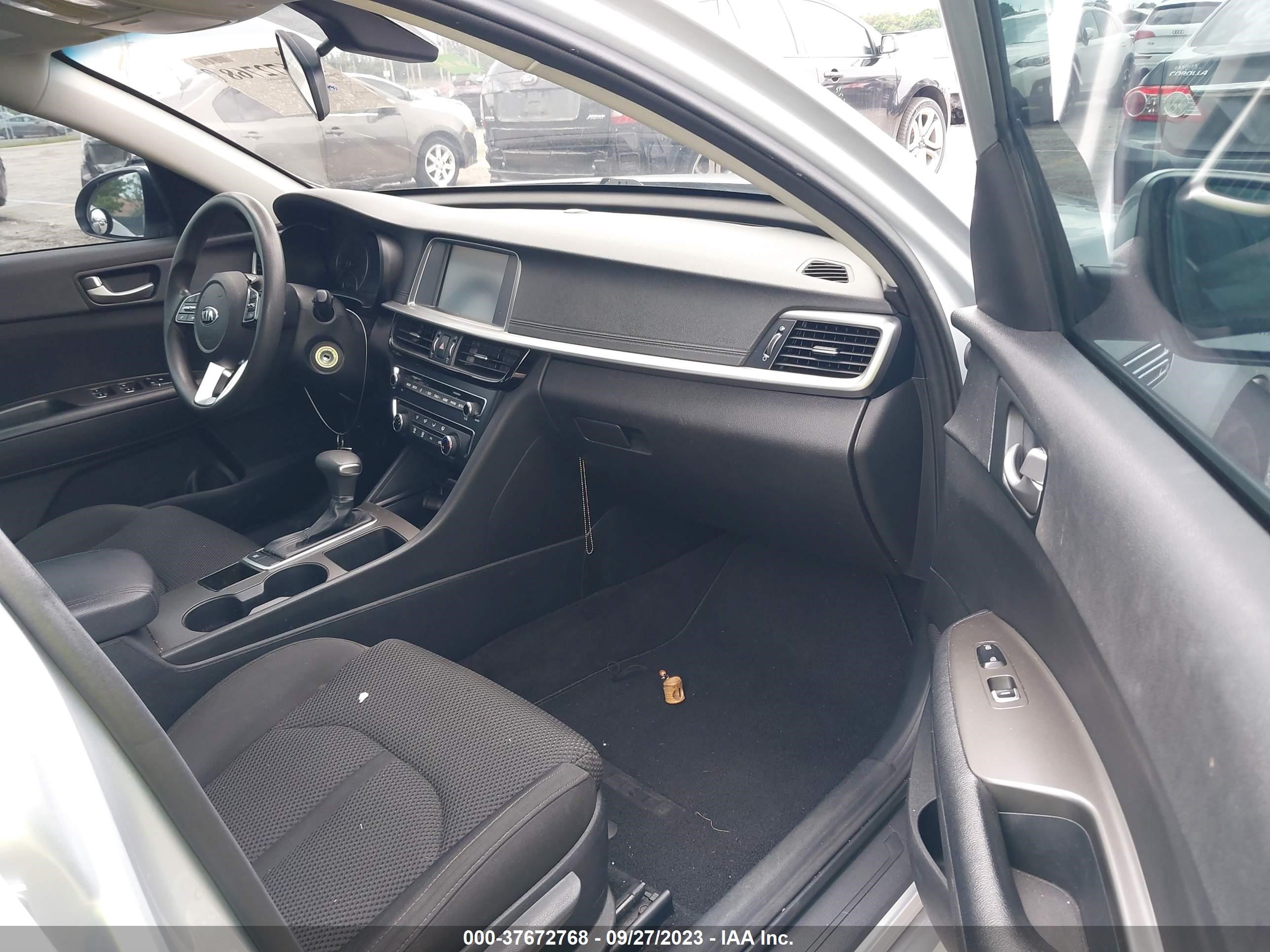 Photo 4 VIN: 5XXGT4L39LG407451 - KIA OPTIMA 