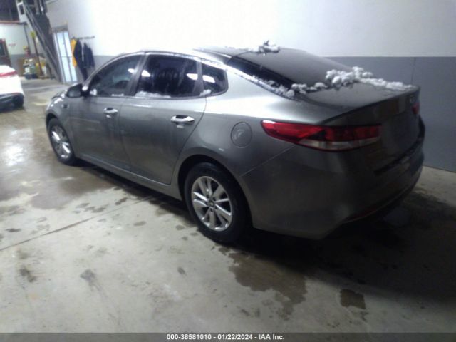 Photo 2 VIN: 5XXGT4L3XGG031963 - KIA OPTIMA 