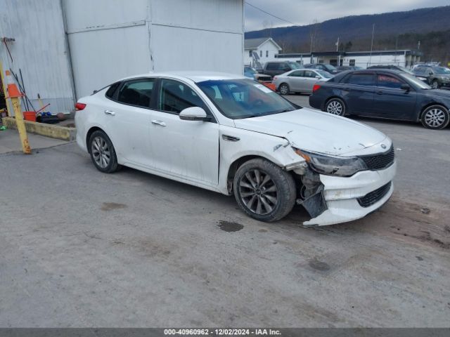 Photo 5 VIN: 5XXGT4L3XGG047709 - KIA OPTIMA 