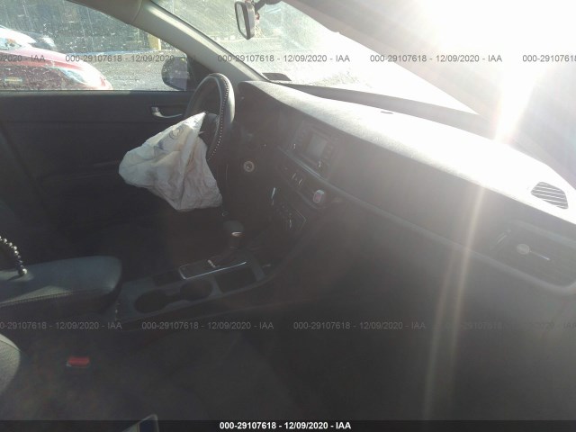 Photo 4 VIN: 5XXGT4L3XGG099471 - KIA OPTIMA 