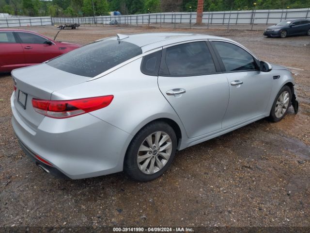 Photo 3 VIN: 5XXGT4L3XHG129795 - KIA OPTIMA 