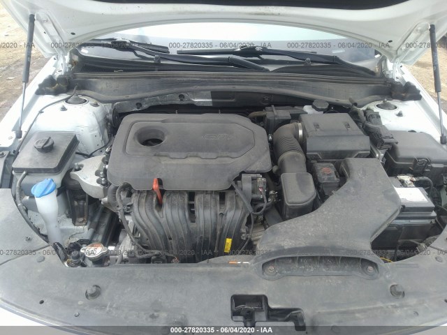 Photo 9 VIN: 5XXGT4L3XHG132275 - KIA OPTIMA 