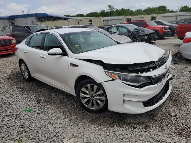 Photo 3 VIN: 5XXGT4L3XHG133040 - KIA OPTIMA LX 