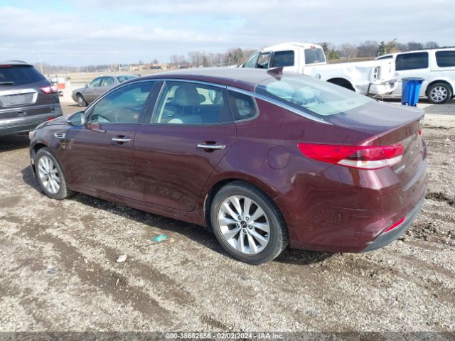 Photo 2 VIN: 5XXGT4L3XHG139369 - KIA OPTIMA 