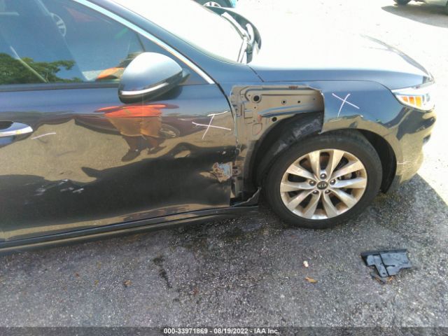 Photo 5 VIN: 5XXGT4L3XHG141140 - KIA OPTIMA 