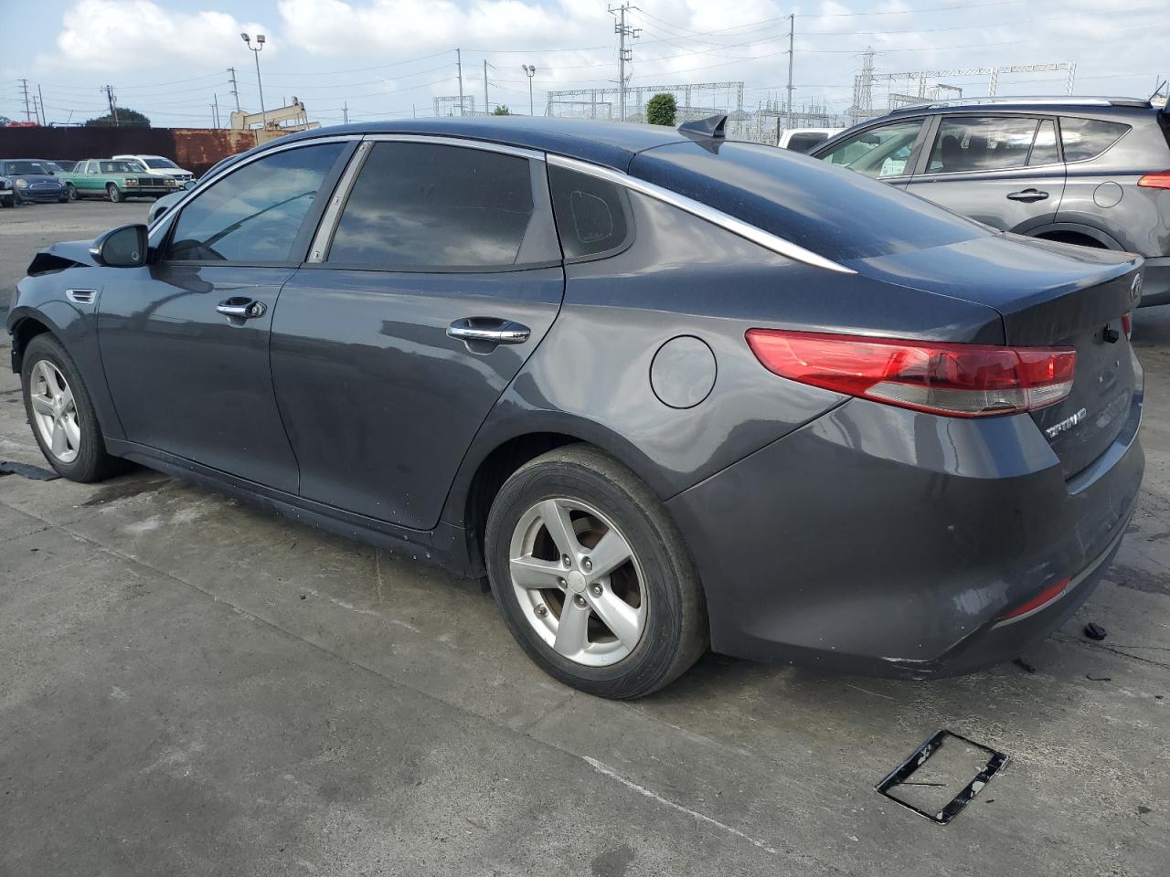 Photo 1 VIN: 5XXGT4L3XHG143440 - KIA OPTIMA 