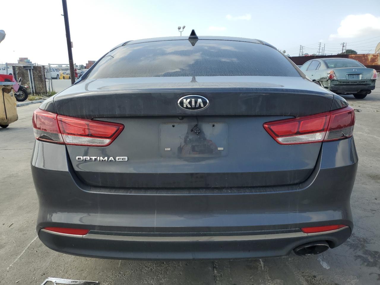 Photo 5 VIN: 5XXGT4L3XHG143440 - KIA OPTIMA 