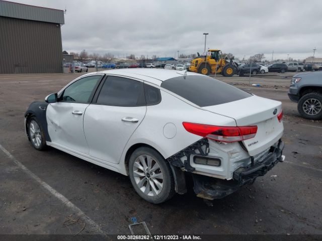 Photo 2 VIN: 5XXGT4L3XHG154213 - KIA OPTIMA 