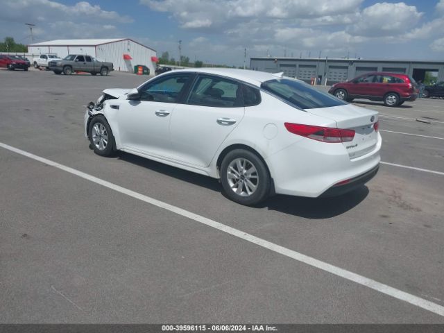 Photo 2 VIN: 5XXGT4L3XHG161095 - KIA OPTIMA 