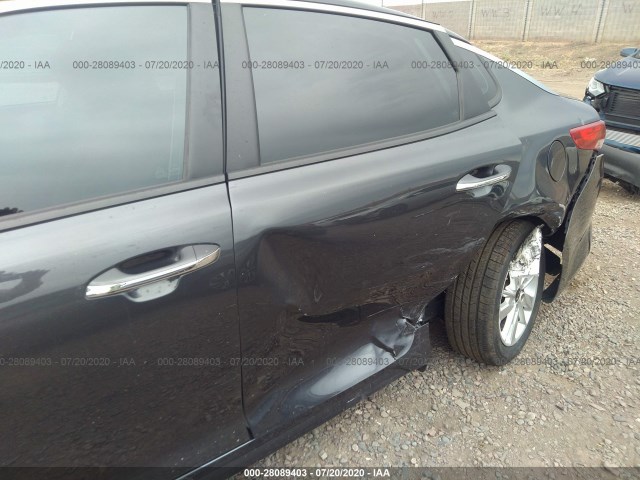 Photo 5 VIN: 5XXGT4L3XHG162439 - KIA OPTIMA 