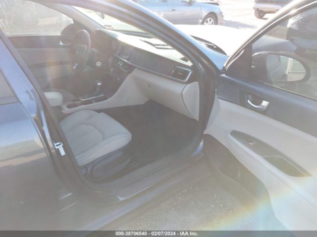 Photo 4 VIN: 5XXGT4L3XHG162540 - KIA OPTIMA 