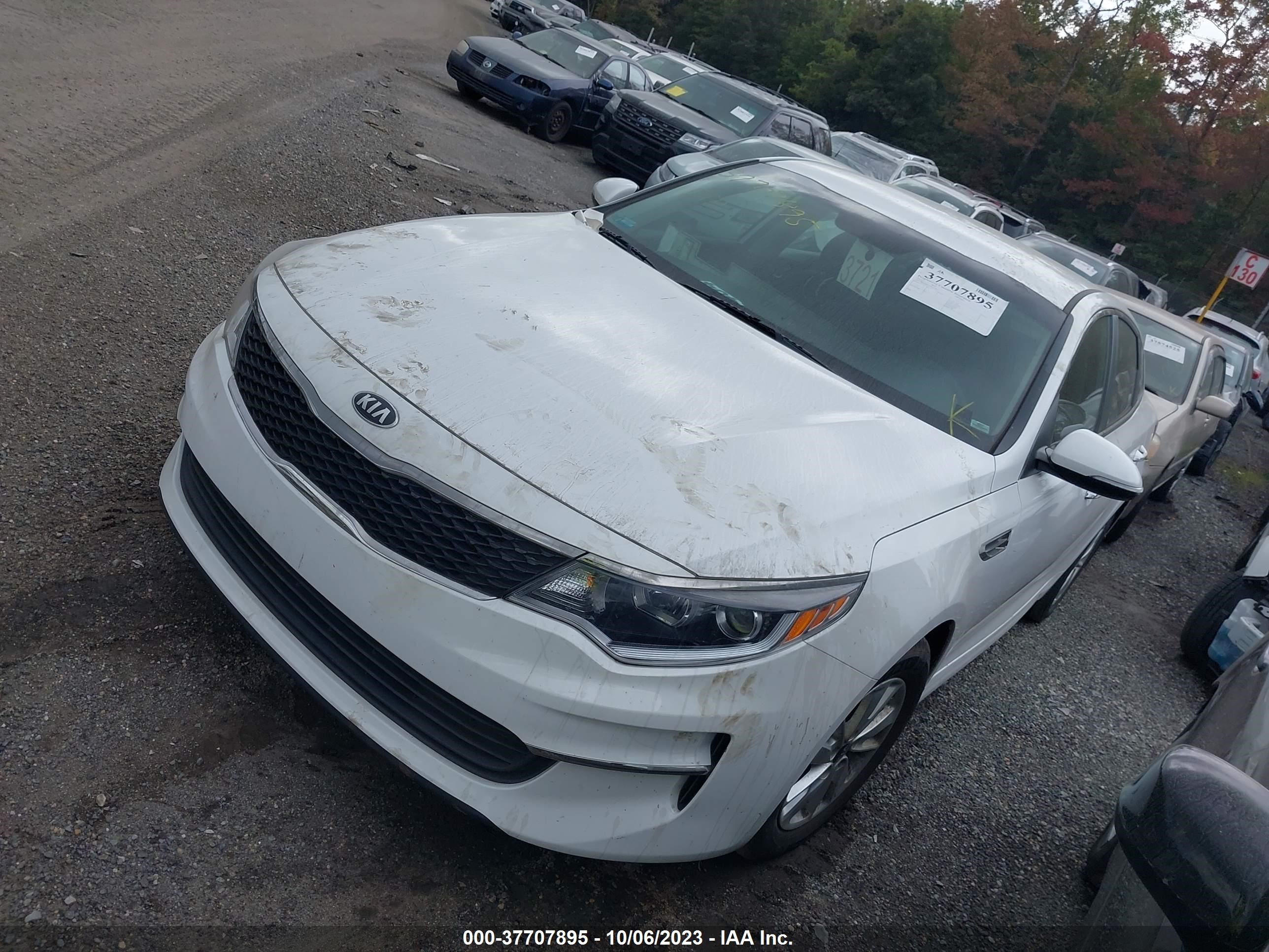 Photo 1 VIN: 5XXGT4L3XHG170072 - KIA OPTIMA 